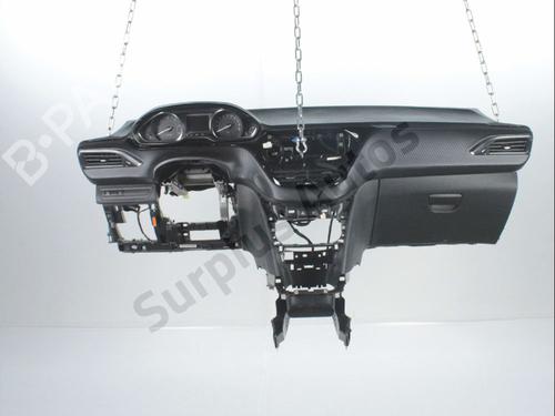 Used Dashboard PEUGEOT 2008 I (CU_) 1.6 BlueHDi 120 (120 hp) 28231704