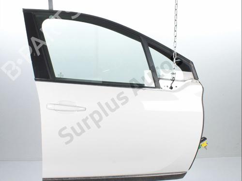 right-front-door-peugeot-2008-i-cu_-2013-37775569 main image