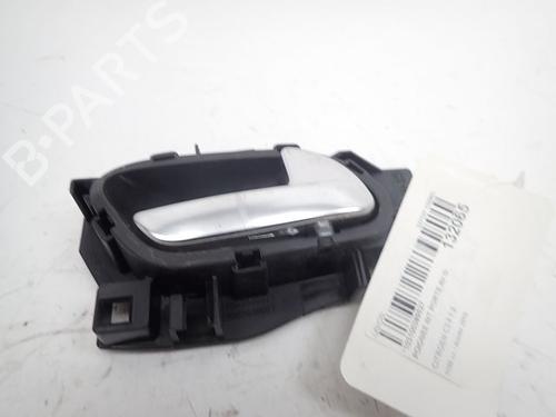 Used Front left interior door handle Front left interior door handle 30996330 30996330