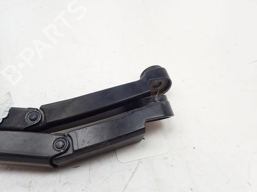 Front windshield wiper arm HONDA CIVIC VIII Hatchback (FN, FK) 2.2 CTDi (FK3) | BP31007498C143