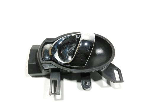 Used Rear left interior door handle NISSAN JUKE (F15) 1.5 dCi (110 hp) 28252774