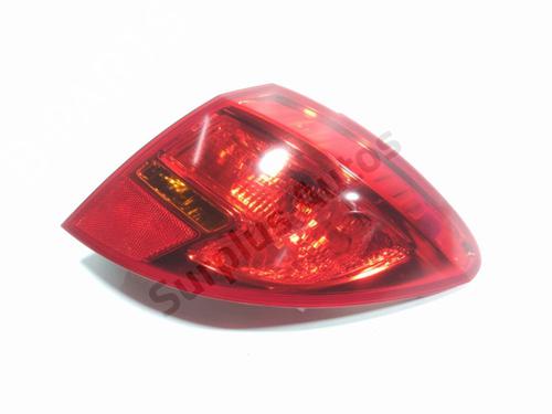 Feu arrière gauche OPEL MERIVA B MPV (S10) 1.4 (75) (120 hp) 31327278