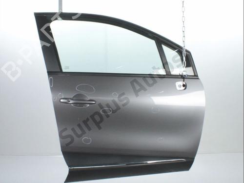 Used Right front door RENAULT CAPTUR I (J5_, H5_) 0.9 TCe 90 (90 hp) 29145411