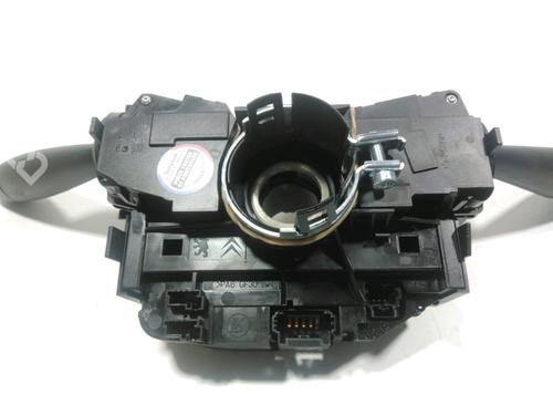 Steering wheel controls CITROËN C4 II (NC_) 1.6 HDi 110 | BP28226905E15 - Image 4