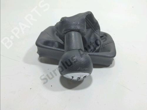 Gearknop Gearknop PEUGEOT 206+ (2L_, 2M_) 1.1 (60 hp) 36946545 36946545