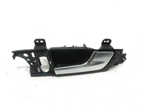 Used Front right interior door handle AUDI A3 Sportback (8PA) 1.6 TDI (105 hp) 30996137