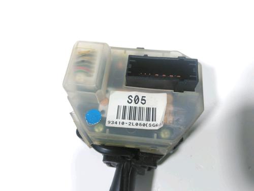 Headlight switch HYUNDAI i30 (FD) 1.6 CRDi | BP28228443I24 