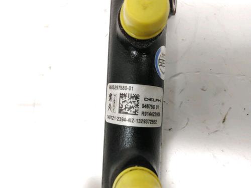 Sprederrør PEUGEOT 5008 (0U_, 0E_) 1.6 HDi (114 hp) 28221247