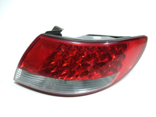 Used Right taillight HYUNDAI GRANDEUR (TG) 2.2 CRDi (155 hp) 28268760