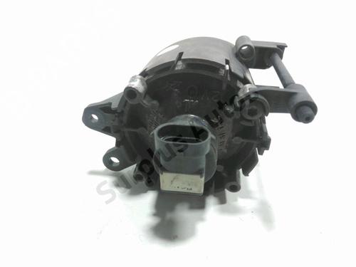 Right front fog light AUDI A4 B6 (8E2) 2.5 TDI quattro | BP38231232C31 - Image 2