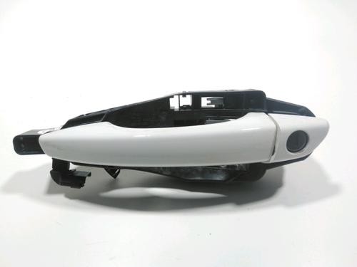 Used Front left exterior door handle PEUGEOT 208 II (UB_, UP_, UW_, UJ_) 1.5 BlueHDI 100 (102 hp) 28242230
