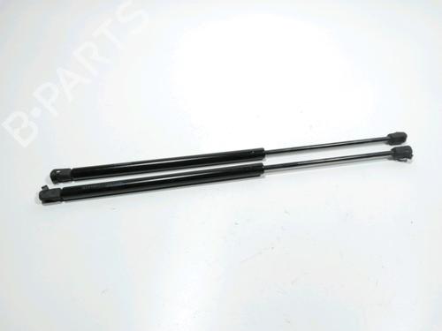 Used Tailgate lift support BMW 3 Touring (E91) 318 d (143 hp) 28261286