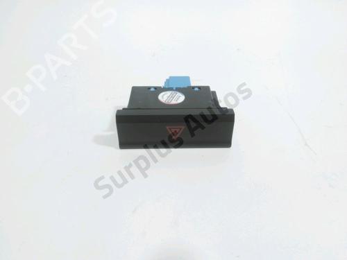 Used Warning switch Warning switch VW T-ROC (A11, D11) 1.0 TSI (110 hp) 28229438 28229438