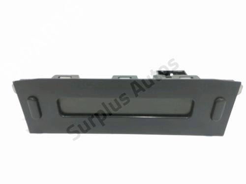 Used Display monitor CITROËN BERLINGO / BERLINGO FIRST MPV (MF_, GJK_, GFK_) 1.6 HDI 90 (MF9HX) (90 hp) 32181410