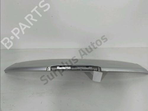 Spoiler posteriore RENAULT CLIO III Grandtour (KR0/1_) 1.5 dCi (KR0G) (68 hp) 31327184
