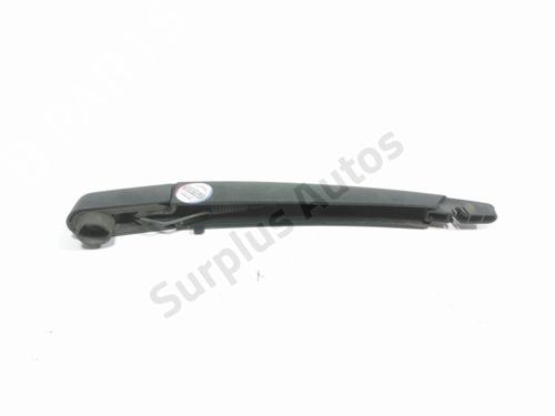 Used Rear windshield wiper arm ALFA ROMEO MITO (955_) 1.3 MultiJet (955AXT1A) (84 hp) 28271422