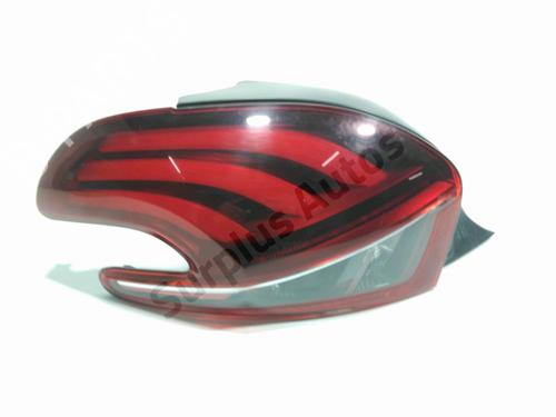 Venstre baglygte PEUGEOT 208 I (CA_, CC_) 1.6 BlueHDi 100 (100 hp) 31327276