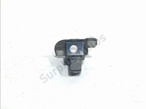 camera-toyota-yaris-_p21_-_pa1_-_ph1_-2020-40059585 main image