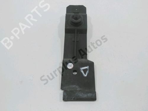 Used Rear bumper bracket Rear bumper bracket 37782237 37782237