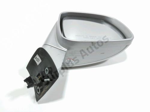 Used Right mirror CHEVROLET CAPTIVA (C100, C140) 2.0 D (150 hp) 28245213