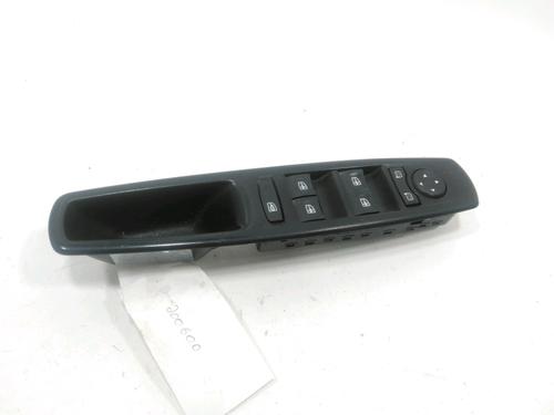 Used Left front window switch RENAULT MEGANE III Hatchback (BZ0/1_, B3_) 1.5 dCi (BZ0C) (90 hp) 30999004
