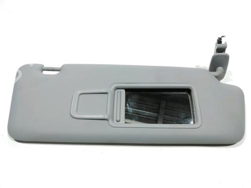 Used Right sun visor Right sun visor 37784592 37784592