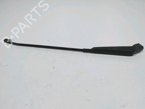 Used Front windshield wiper arm Front windshield wiper arm 37789847 37789847