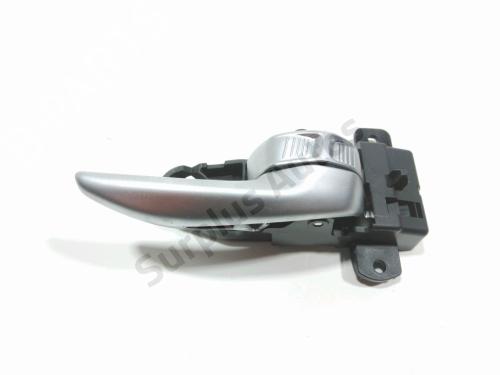 Used Front right interior door handle Front right interior door handle JEEP RENEGADE SUV (BU, B1, BV) 1.0 T-GDi (120 hp) 37774967 37774967