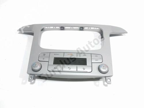 Used Climate control Climate control 38587136 38587136