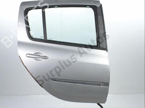 Puerta trasera derecha Puerta trasera derecha RENAULT CLIO III (BR0/1, CR0/1) 1.5 dCi (C/BR0G, C/BR1G) (68 hp) 36519260 36519260