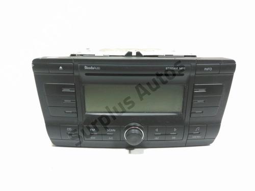 Used Radio SKODA OCTAVIA II Combi (1Z5) 1.9 TDI (105 hp) 30958140