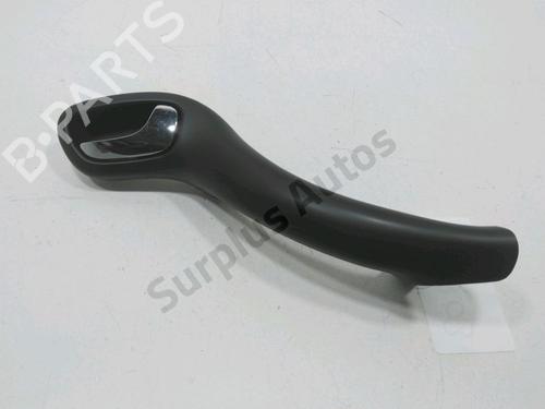 Højre bagtil invendig håndtag SEAT LEON (1M1) 1.9 TDI (150 hp) 30999943