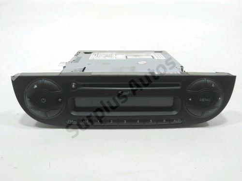 Used Radio FIAT 500 (312_) 1.2 (312AXA1A) (69 hp) 30992105