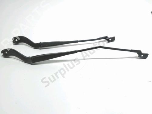 Used Front windshield wiper arm Front windshield wiper arm 37790243 37790243