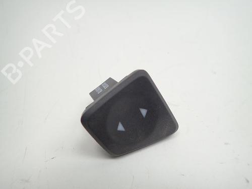 Used Right front window switch Right front window switch 37772704 37772704