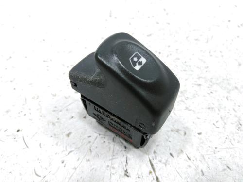 Used Right front window switch RENAULT CLIO II (BB_, CB_) 1.2 (BB0A, BB0F, BB10, BB1K, BB28, BB2D, BB2H, CB0A,... (58 hp) 30994212