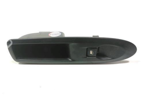 Used Right rear window switch Right rear window switch 37778311 37778311