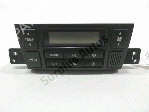 Used Climate control HYUNDAI TUCSON (JM) 2.0 CRDi (113 hp) 30988915