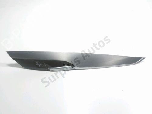 Used Front right interior door handle Front right interior door handle 37774974 37774974
