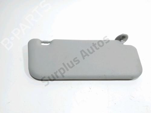 Used Left sun visor TOYOTA YARIS (_P13_) 1.3 (NSP130_, NSP130) (99 hp) 32488738