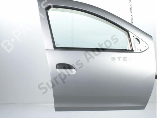 Used Right front door Right front door DACIA SANDERO II 1.5 dCi (90 hp) 33733612 33733612