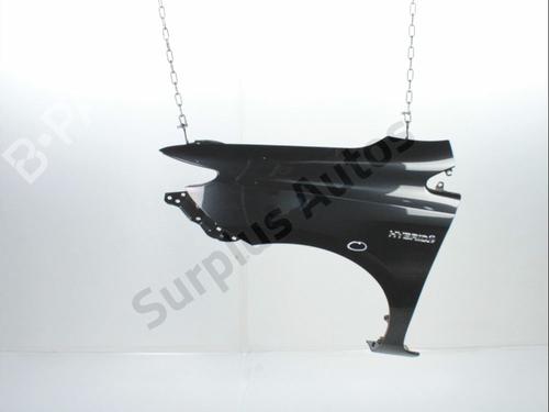 Used Left front fenders TOYOTA AURIS (_E18_) 1.8 Hybrid (ZWE186_, ZWE186R) (136 hp) 28236153