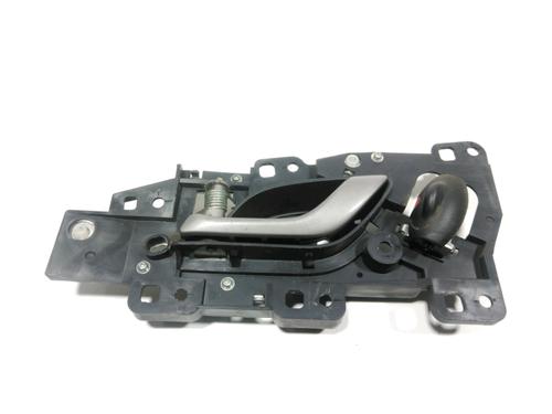 Used Front left interior door handle HONDA CIVIC VIII Hatchback (FN, FK) 2.2 CTDi (FK3) (140 hp) 28243141