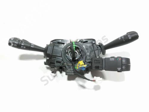 steering-wheel-controls-dacia-sandero-ii-2012-28227340 main image