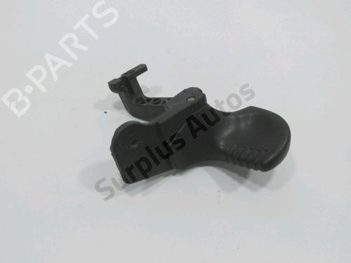 front-right-exterior-door-handle-renault-twingo-i-c06_-1993-1994-1995-1996-1997-1998-1999-2000-2001-2002-2003-2004-2005-2006-2007-2008-2009-2010-2011-2012-31845962 main image