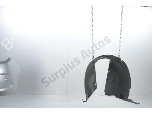 wheel-arch-citroen-c4-cactus-2014-40620848 main image