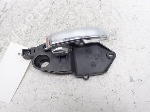 Used Front right interior door handle Front right interior door handle 37774801 37774801