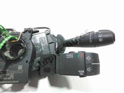 Steering wheel controls RENAULT CLIO IV (BH_) 1.5 dCi 75 | BP28227343E15