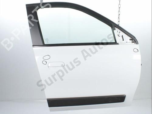 right-front-door-renault-twingo-iii-bcm_-bca_-2014-34115779 main image