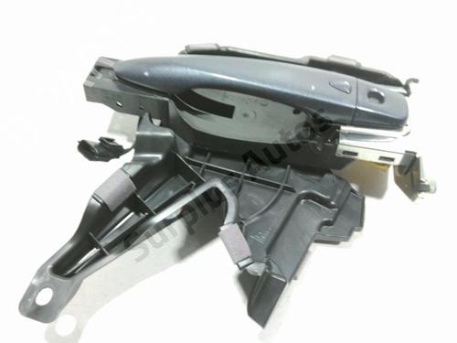 front-left-exterior-door-handle-renault-kadjar-ha_-hl_-2015-40620972 main image